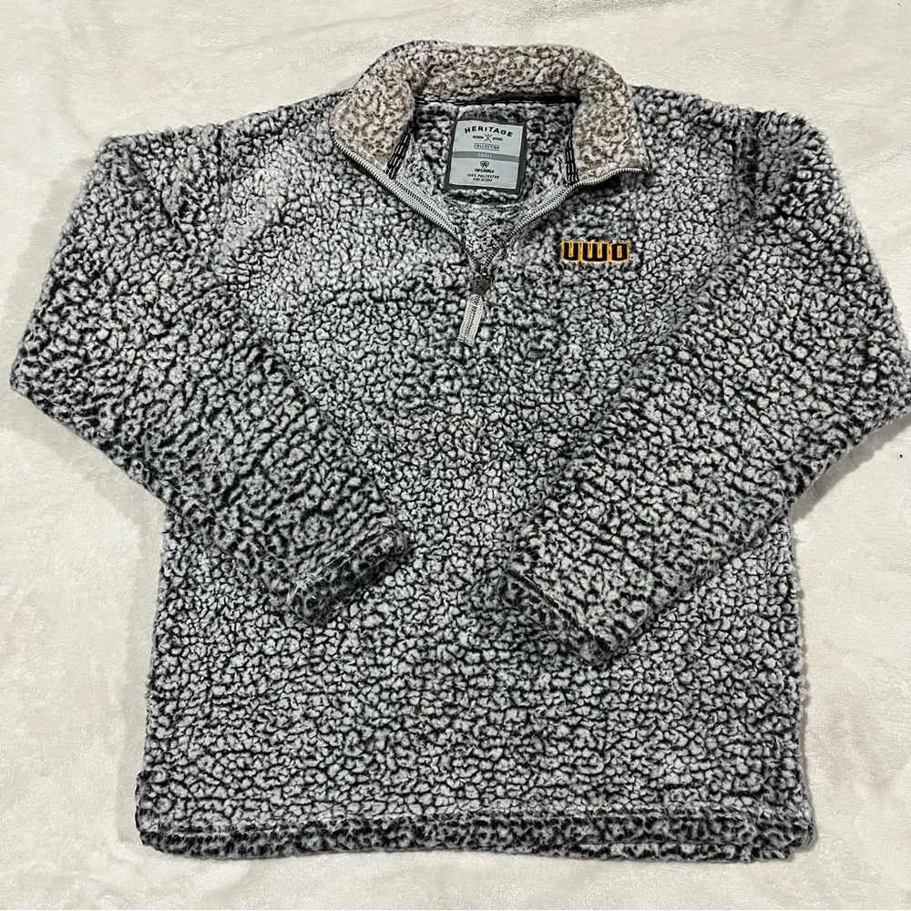University of Wisconsin Oshkosh UWO Gray and Cream Sherpa Quarter-Zip Small